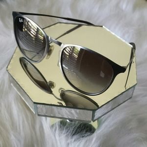💲RAY-BAN SUNGLASSES ERIKA FINAL PRICE DROP